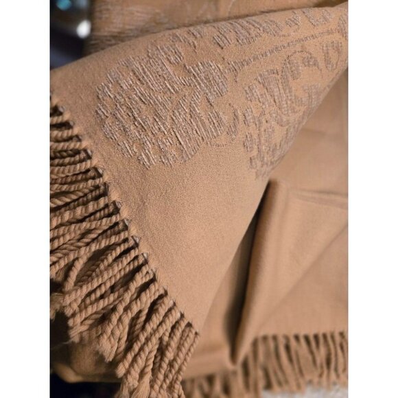 Cecchi E Cecchi Wool Throw With Stitching On Both Ends And Fringe Made in Italy